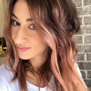 Meet your Posher, Shaina